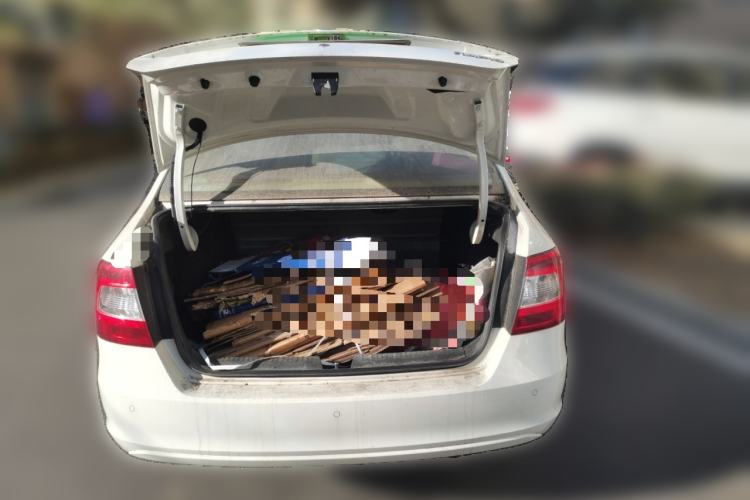 Used Skoda Rapid 2013 1.6L Manual Smart Selection Model