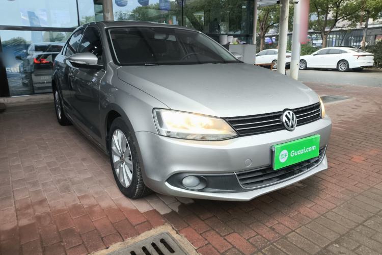 Used Volkswagen Sagitar 2014 Revised Version 1.6L Automatic Leading Edition
