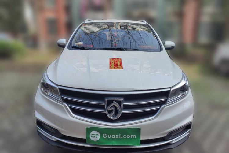 Used Baojun 730 2019 1.5L Manual Fashion Model 7-seater China VI