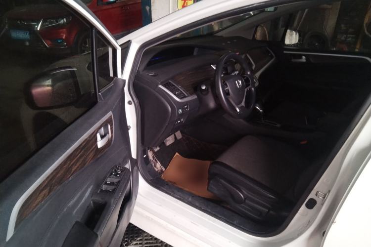 Used Honda Jade 2017 1.8L automatic Comfort version 5 seats