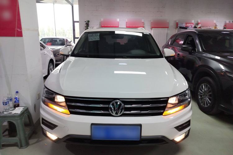 Used Volkswagen Tiguan L 2019 Revised 330TSI Automatic Two-Wheel Drive Smart & Luxury Edition China VI Standard
