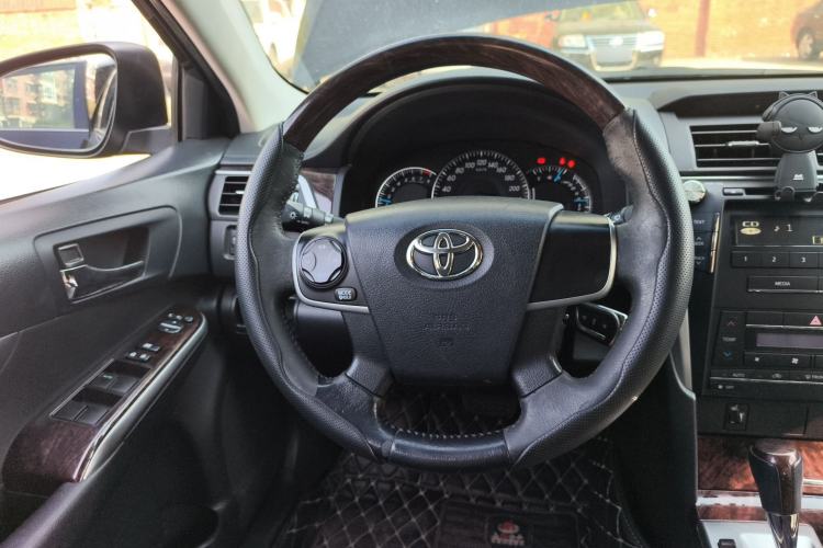 Used Toyota Camry 2015 2.0G Premier Edition Steering Wheel