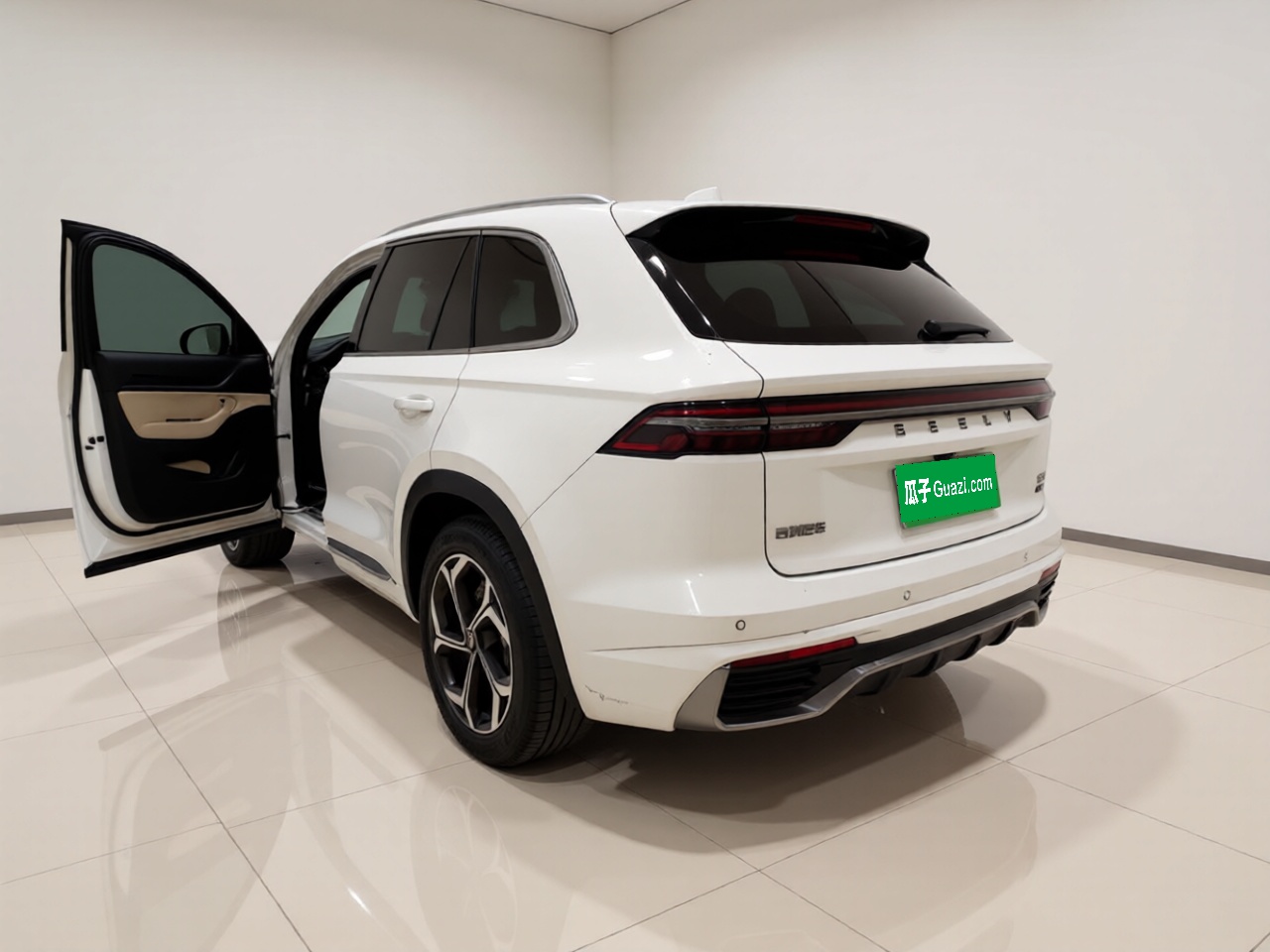 Geely Auto Monjaro L 2021 2.0TD High-Power Automatic All-Wheel Drive Luxury Version — снимка 4