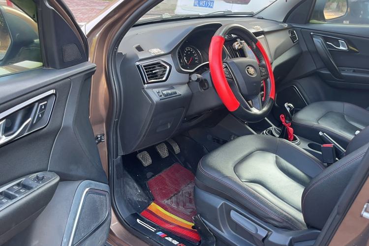 Used FAW Senya R7 2016 1.6L Manual Luxury Model
