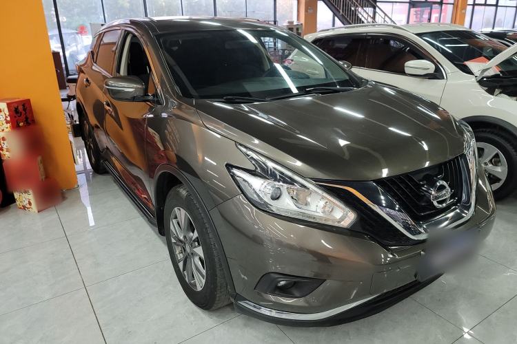 Used Nissan Murano 2021 2.5L XE Two-Wheel Drive Elite Edition Front Right 45 Deg