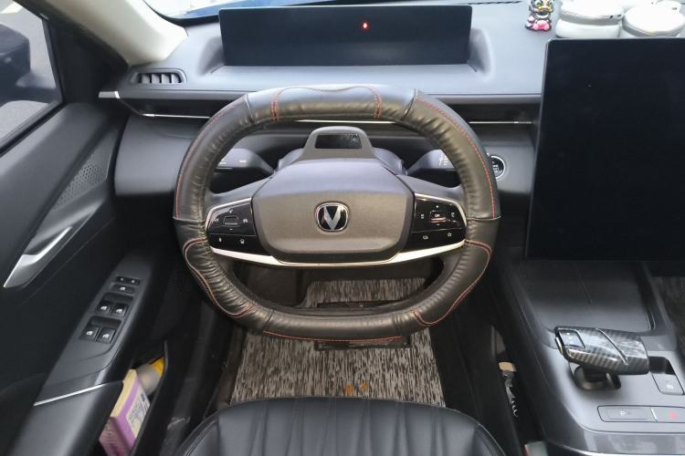 Used CHANGAN Eado DD 2023 Blue Whale NE 1.5T GDI DCT Navigation Model Steering Wheel
