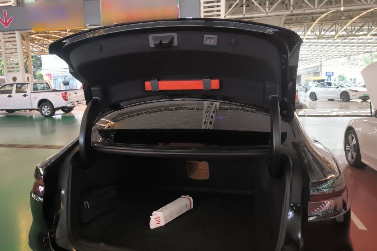 Used BYD Han 2022 DM-i 242km Flagship Model
