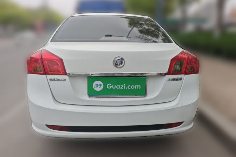 Used Buick Excelle 2015 1.5L Manual Classic Trim
