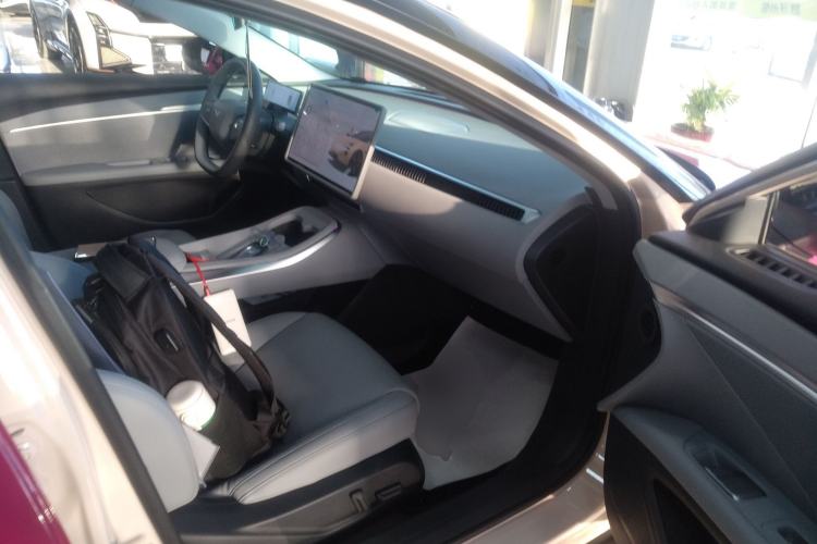 Used XPeng MONA M03 2024 620 with Ultra-Long Range
