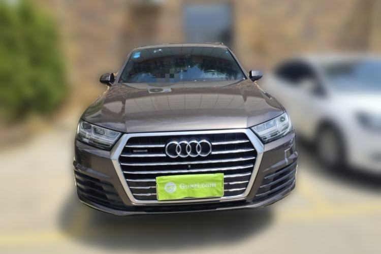 Used Audi Q7 2019 45 TFSI Comfort Model