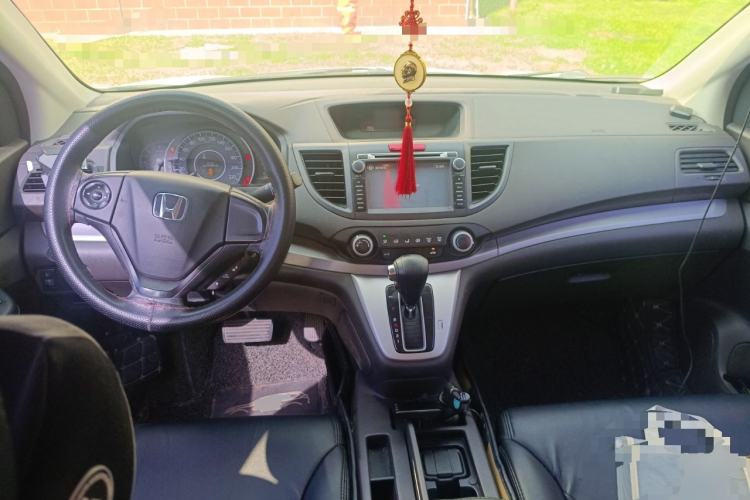 Used Honda CR-V 2012 2.0L two-wheel drive urban version
