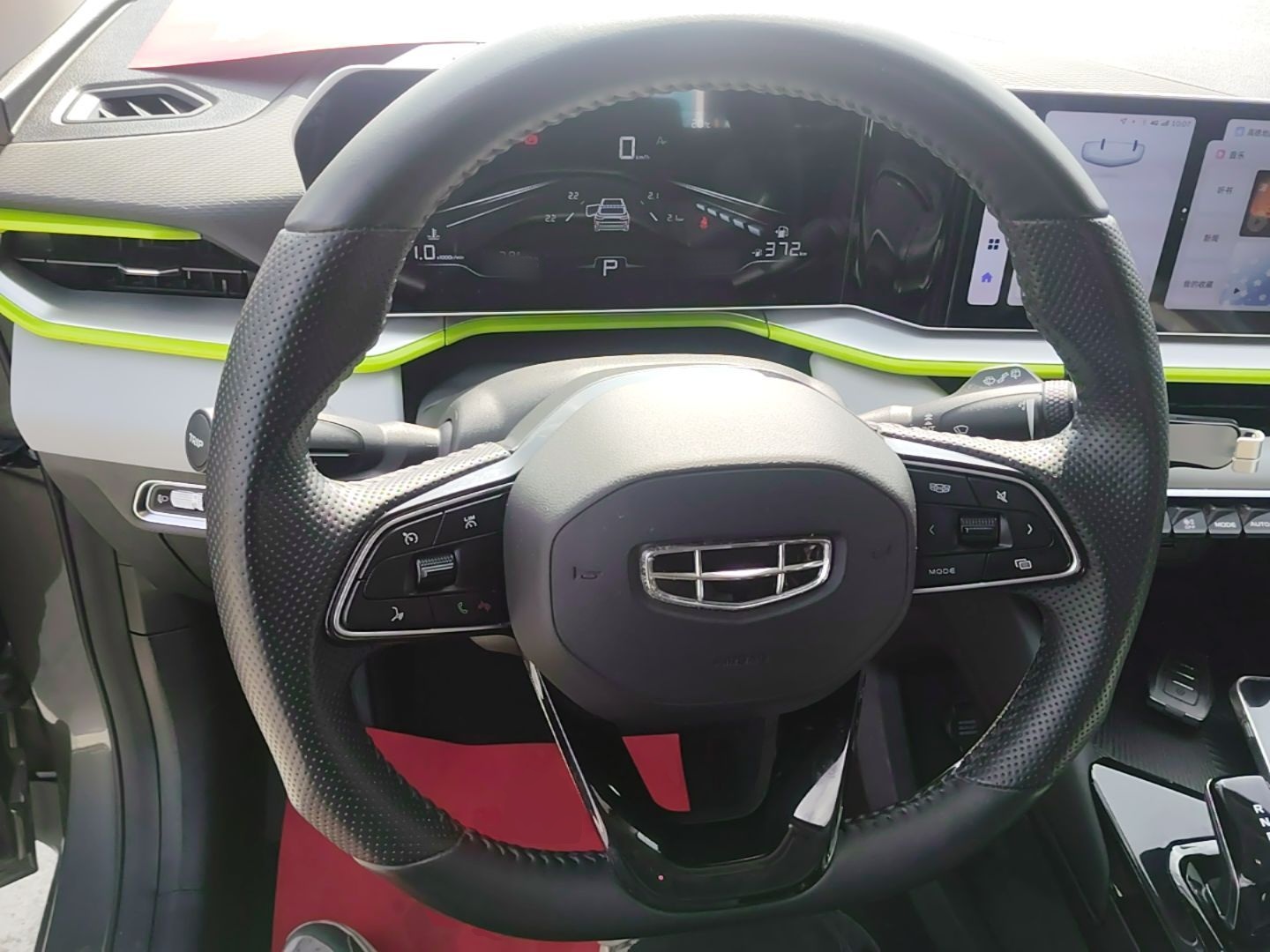 Geely Auto Coolray 2022 Bin Yue COOL 1.5TD DCT Hot Engine Edition — снимка 13