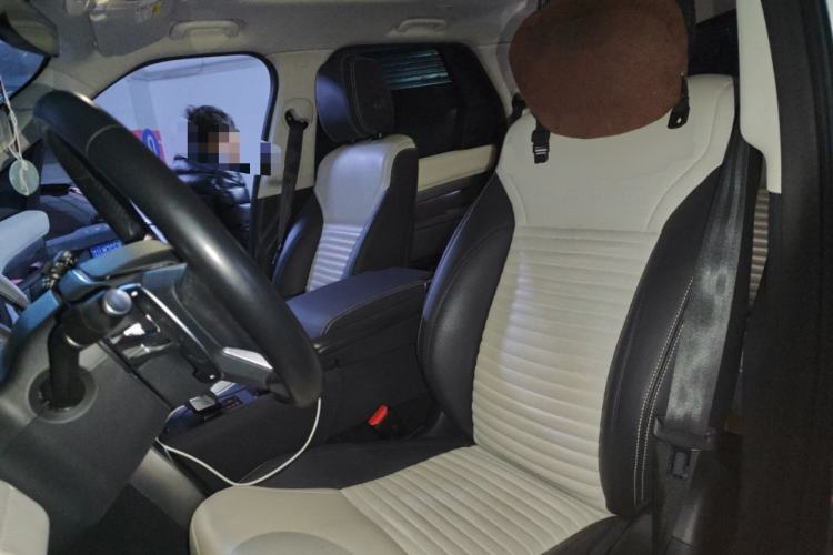 Used Land Rover Discovery 2023 Revised Version 360 PS R-Dynamic S
