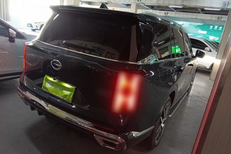 Used GAC Trumpchi GS8 2022 Dual-Engine Series 2.0TM Two-Wheel Drive Prestige Edition (7 Seats)
