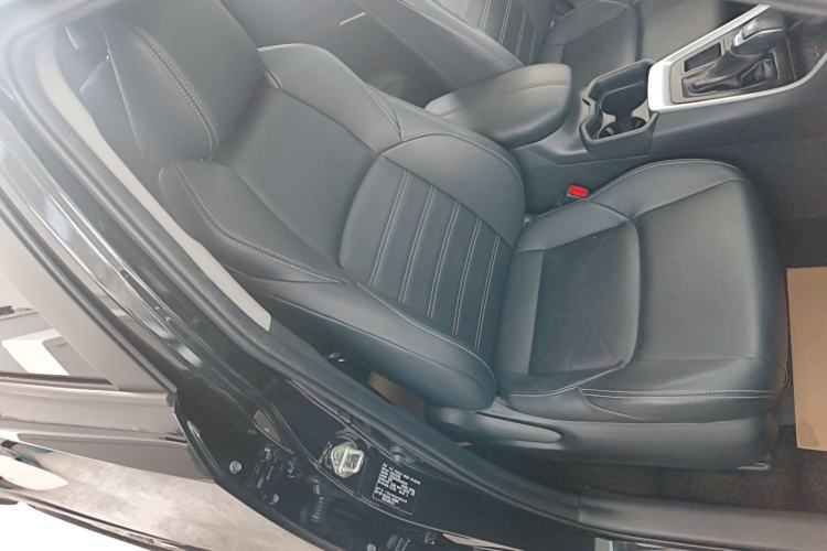 Used Toyota Wildlander 2022 2.0L CVT Two-Wheel Drive Luxury Edition Right Front Seat