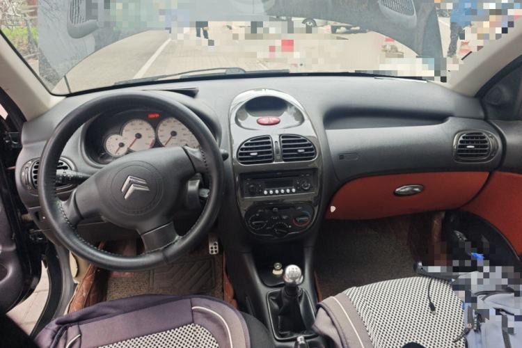 Used Citroen C2 2010 1.4L Manual Sport Edition Center Console