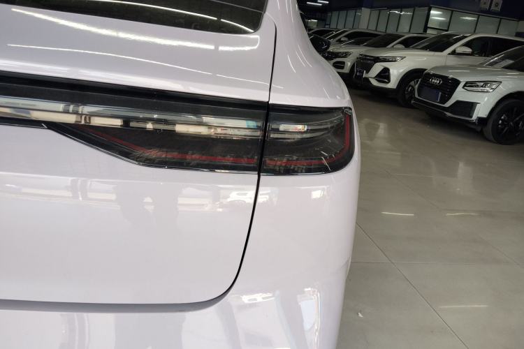 Used Geely Galaxy Galaxy 8 2025 130km EM-i Deluxe Edition