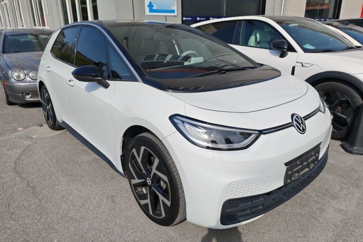 Used Volkswagen ID.3 2025 Smart Edition Ultra-Intelligent Oxygen Version Exterior 1