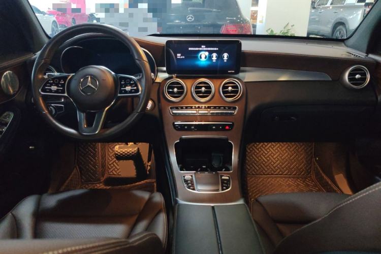 Used Mercedes-Benz GLC 2021 GLC 300 L 4MATIC Dynamic Model