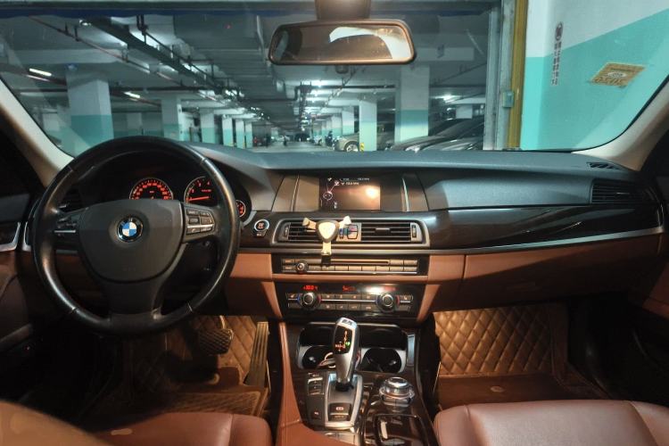 Used BMW 5 Series 2014 525Li Leading Model