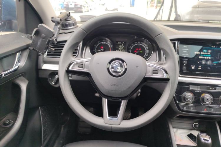 Used Skoda Kamiq 2021 1.5L Automatic Comfort Edition