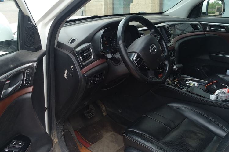 Used GAC Trumpchi GS8 2019 390T Two-Wheel Drive Luxury Smart Connectivity Version (7 Seats) Driver Seat