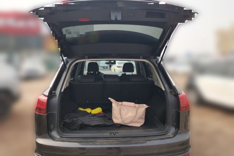 Used Volkswagen Tayron 2020 330TSI Two-Wheel Drive Luxury Smart Connectivity Version Trunk