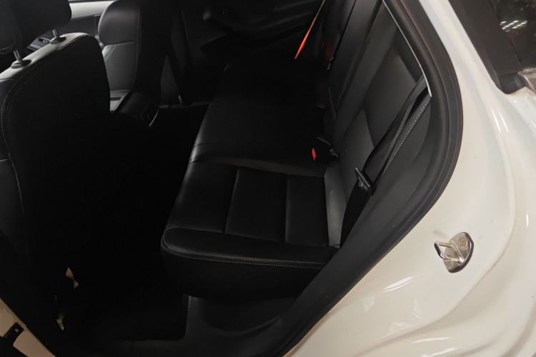 Used Zotye SR7 2016 1.5T CVT Cube Heart Edition China IV Standard