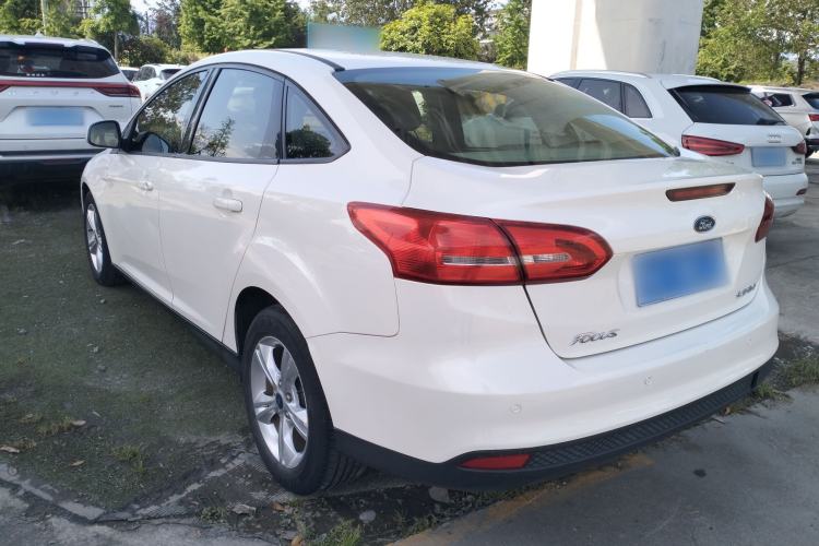 Used Ford Focus 2015 Sedan 1.6L Manual Comfort Model