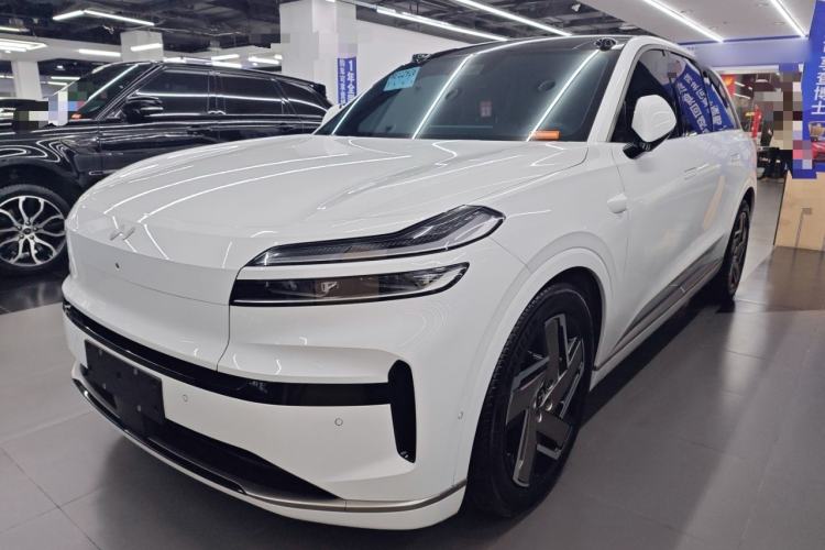 Used ONVO Luxeed L90 2025 Model—Ultra Six-Seater Version