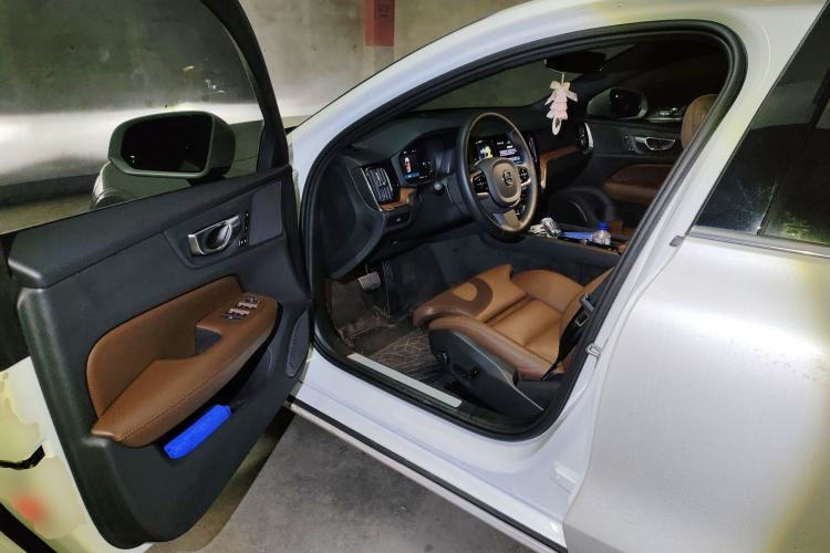 Used Volvo S60 2026 Model B4 Zhiyuan Luxury Edition Driver Seat