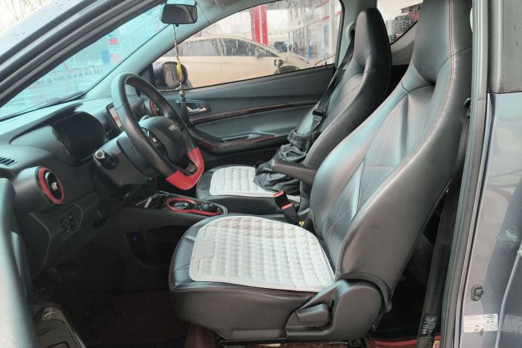 Used Chery Little Ant 2022 Restyled Version Sweet Pink Edition Half-Sugar Version 30.6 kWh 30 kW 301 km
