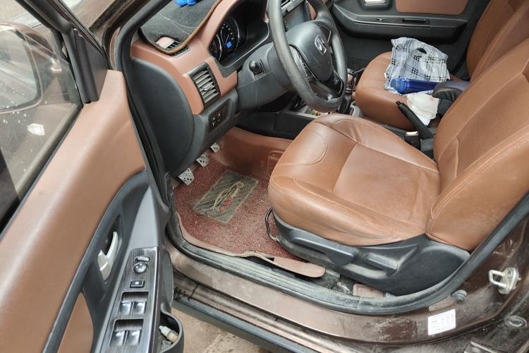 Used BAIC Weiwang M35 2016 1.5L Standard DAM15 Driver Seat