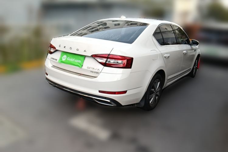 Used Skoda Octavia 2020 TSI230 DSG SmartDrive Luxury Edition Rear Right 45 Deg