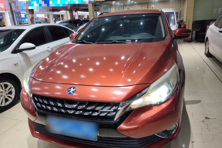 Used Venucia T90 2017 2.0L CVT Fashion Edition
