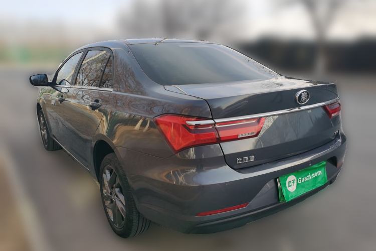 Used BYD Qin New Energy 2019 High-Range Deluxe Model
