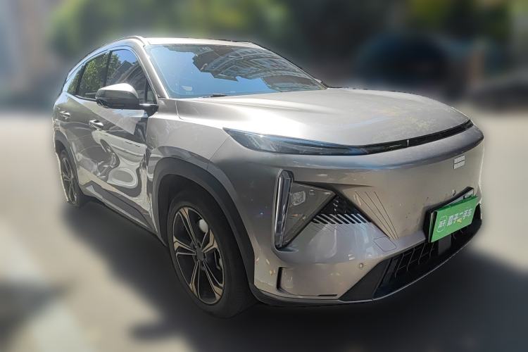 Used Geely Galaxy L7 2024 1.5T 115 km PLUS Dragon Edition Front Right 45 Deg