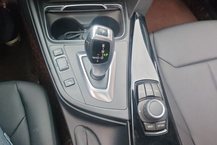 Used BMW 3 Series 2016 320Li Fashion Model
