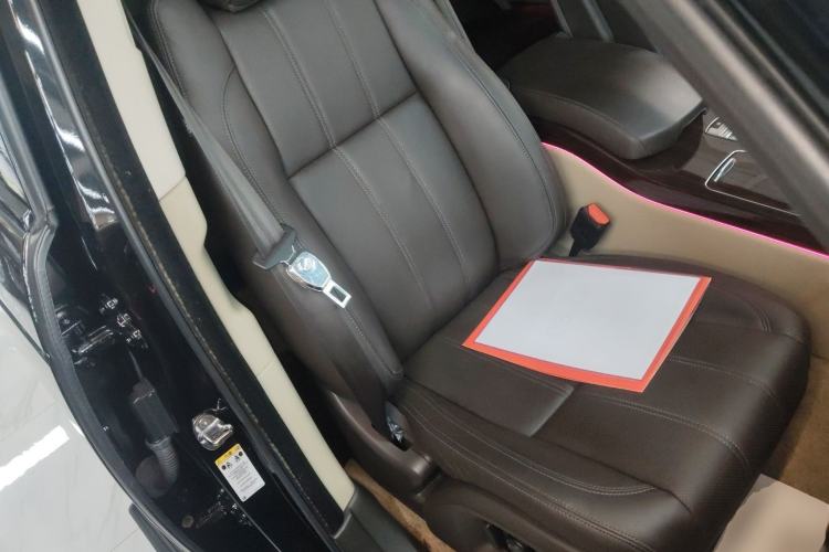 Used Land Rover Range 2016 3.0 SC V6 Vogue Right Front Seat