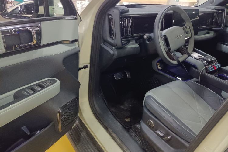 Used Formula Leopard 5 2025 TianShen Intelligent Driving Ultra Edition Driver Seat