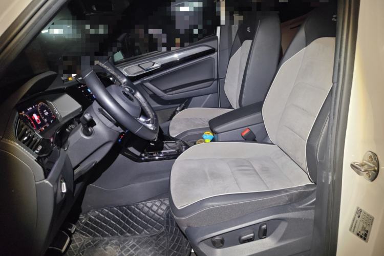 Used Volkswagen Tayron 2020 380TSI All-Wheel Drive R-Line Connected Version
