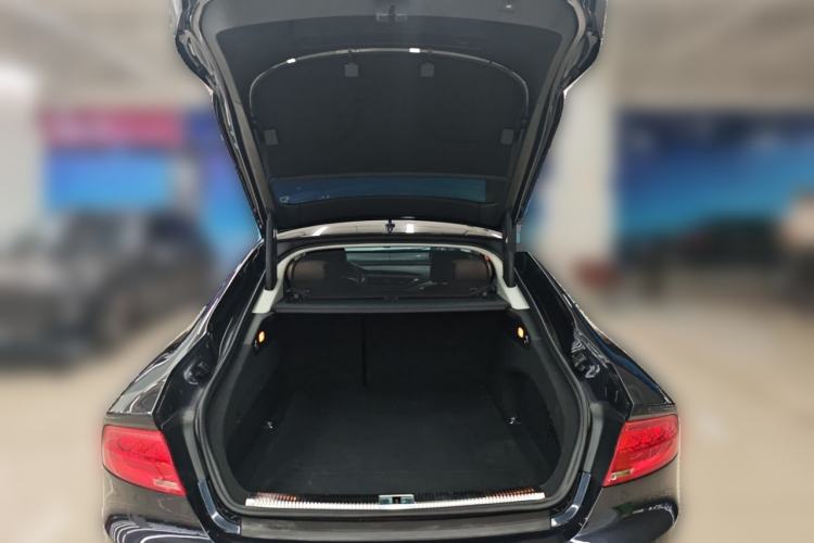 Used Audi A7 2014 35 FSI quattro Technology Edition Trunk