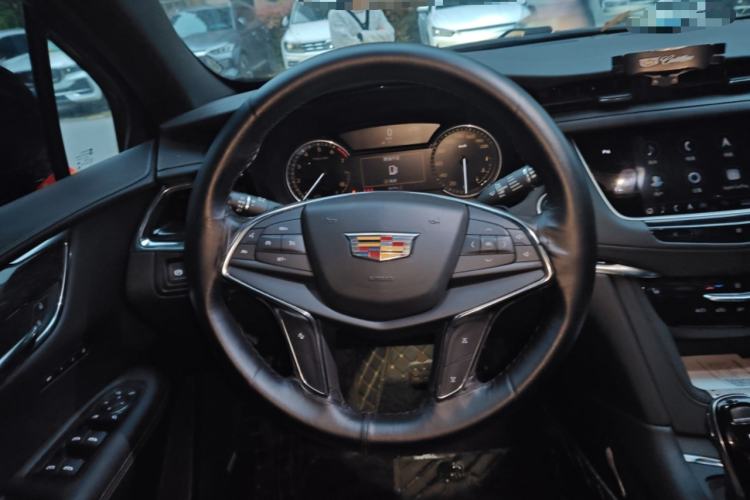 Used Cadillac XT5 2020 Revised Version 28T Luxury Edition Steering Wheel