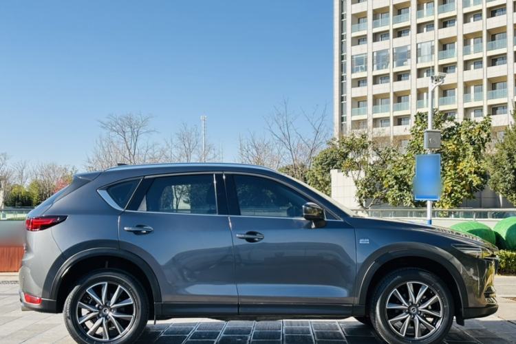 Used Mazda CX-5 2020 2.5L Automatic 4x4 ZhiZun Trim
