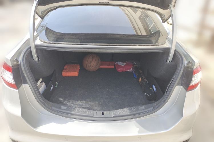 Used Ford Mondeo 2013 2.0L GTDi 200 Luxury Model