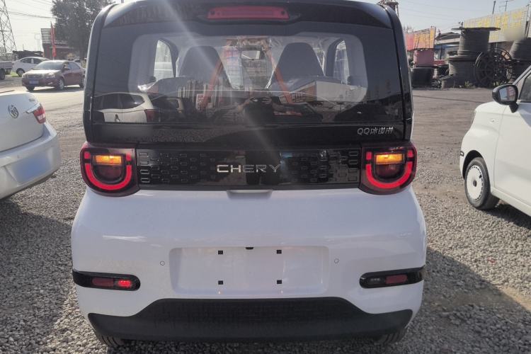 Used Chery QQ Ice Cream 2024 Edition Youth Version 205km Sundae Rear