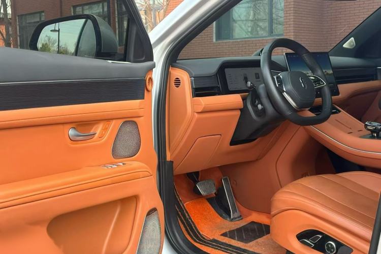 Used Hima AITO M7 2024 1.5T Intelligent Driving All-Wheel Drive Pro Version 5 Seats Ternary Lithium Battery