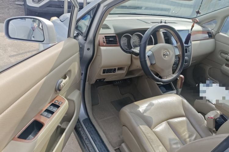 Used Nissan Tiida Sedan 2009 1.6L Automatic Tech Edition
