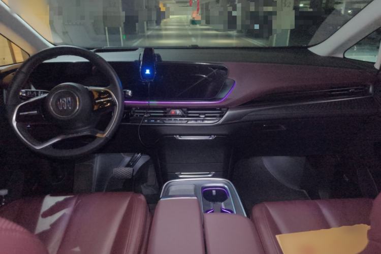 Used Buick Century 2023 2.0T Six-Seater Yinshi Edition
