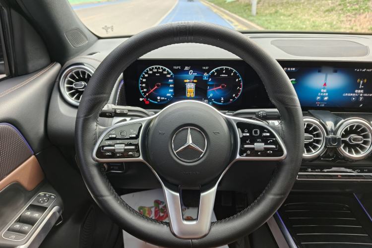 Used Mercedes-Benz GLB 2023 GLB 220 Fashion Model
